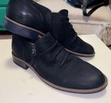 Clarks Black Ankle Boots Sleek Minimalist Design Photo 0