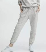 FABLETICS WOMENS GREY JOGGER SWEATPANT MEDIUM Photo 0