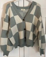 Cardigan Green Photo 0