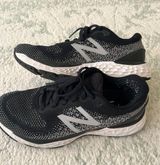 Running Shoes Photo 0