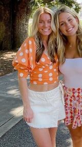 Orange Top Photo 0