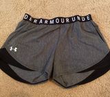Under Armour Shorts Photo 0