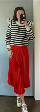 Red Pleated Midi Skirt Photo 0
