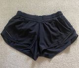 Lululemon Hotty Hot Short 2.5” Photo 0