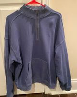 Aerie pull over Photo 0