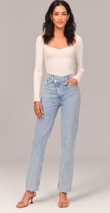 Ultra High Rise 90s Straight Jeans Photo 0