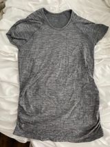 Athleta Workout Top Photo 0