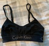 Calvin Klein Bra-let Size Small Photo 0