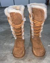 UGG Tularosa Brown Boots US W8 Photo 0