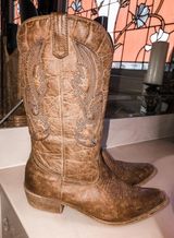 Coconuts Tan Cowgirl Boots! Photo 0
