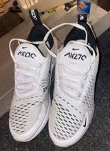 Nike Air Max 270s Photo 0