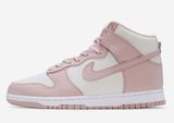 Nike Women’s Dunk High Sneakers Size 8 pink Photo 0