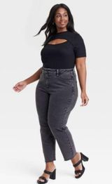 Women's High-Rise Cropped Slim Straight Jeans - Photo 0