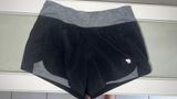 Black Shorts Photo 0