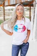 Whiskey Darling Boutique Star Lippy Graphic Tee Photo 0