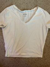 Plain cropped white tee Photo 0