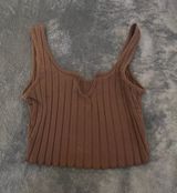 Cropped Tanktop Brown Photo 0