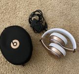 Beats by Dr. Dre Beats Headphones Photo 0