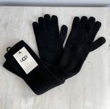 UGG Black Gloves Photo 0
