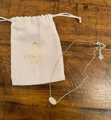 Kendra Scott Necklace Photo 0