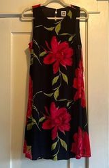 Anne Klein  | Navy & Red Floral Dress Size 10 Fully Lined Fraying Under Right Arm Photo 0