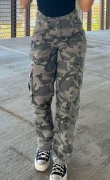 A&F Camo Pant Photo 0