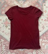 burgundy top Photo 0