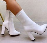 White Boots Size 7.5 Photo 0