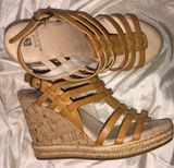 White Mountain White Mt. 9 strappy wedges  Photo 0