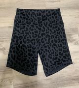 Vitality Balance Athletica Shorts Photo 0