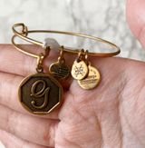 ALEX AND ANI initial g bracelet Photo 0