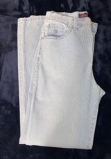 Gloria Vanderbilt Jeans  Photo 0