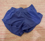 Lululemon Hotty Hot Short 2.5” Photo 0