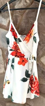 Stilettos White Floral Romper Photo 0