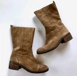 Quinn Suede Boot In Taupe Photo 0