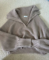 Vestique Sweater Cropped Top Photo 0