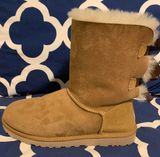 UGG Bailey Bow Chestnut Boots Photo 0