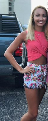 Red Camel Shorts Photo 0