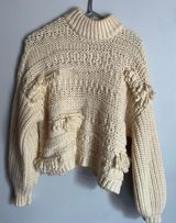 Universal Threads Chunky Sweater Photo 0