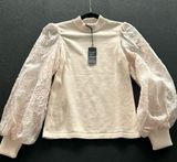 Flying Tomato Brand new beautiful puff sleeve sweater Photo 0