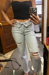 Light-Wash Jeans Photo 0