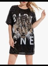 Women's Spring and Summer Short Photo 0