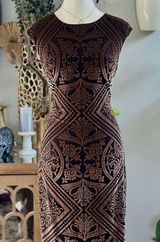 Vince Camuto Velvet Burnout Sheath Dress - Size 6 Photo 0