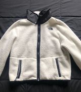 The North Face Lightweight Zip Up Photo 0