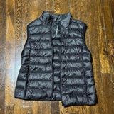 Sleeveless Puffer Vest Photo 0
