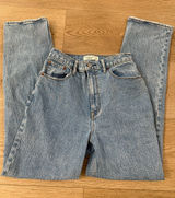 Abercrombie Jeans Ultra High-Rise 90s Straight Photo 0
