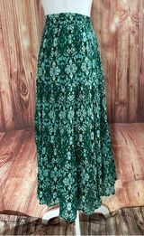 Laura Scott Green Abstract Floral Print Prairie Skirt Photo 0