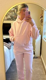 Fabletics  baby pink sweatshirt  Photo 0
