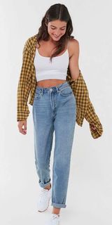 BDG UO High Waisted Mom Jeans Photo 0