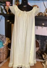 1960’s Green Ruffle Trim Rose Detail Nylon Lingerie Night Gown Small Photo 0